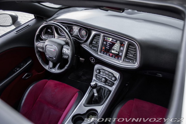 Dodge Challenger 5.7 HEMI SHAKER / MT / LS 2017