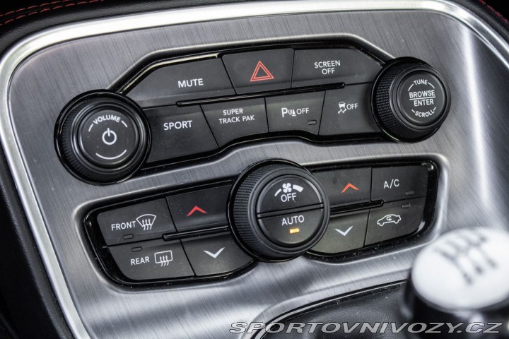 Dodge Challenger 5.7 HEMI SHAKER / MT / LS 2017