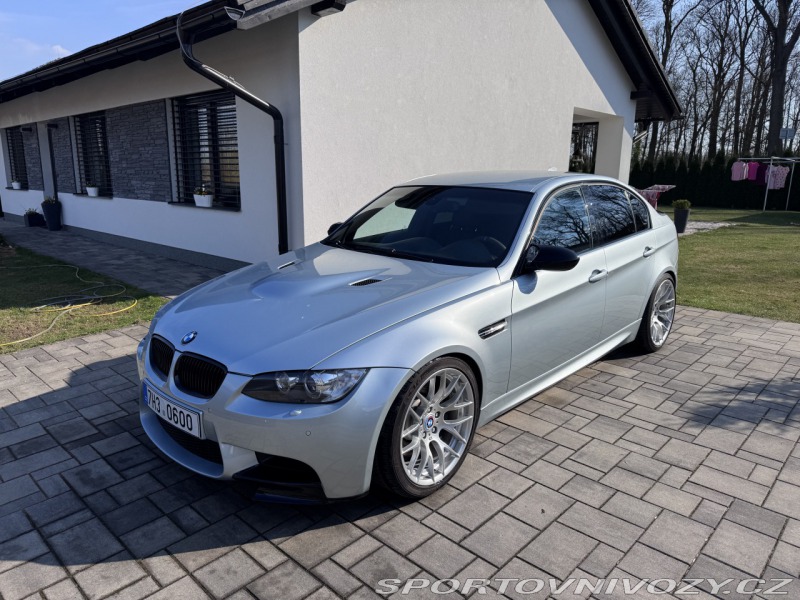 BMW M3 E90