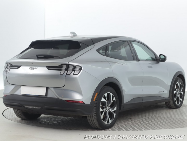 Ford Mustang Mach-E  Extended Range RW 2021