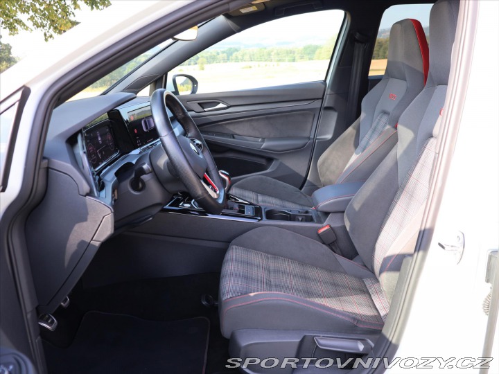 Volkswagen Golf 2,0 GTI 180kW Virtual DPH 2023