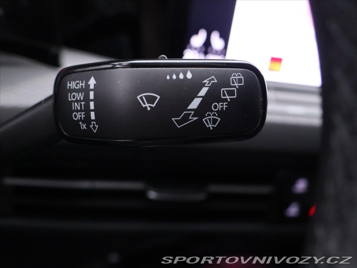 Volkswagen Golf 2,0 TSI GTI 180kW Virtual 2023