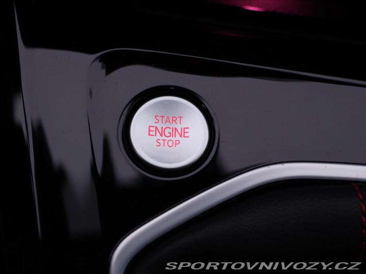 Volkswagen Golf 2,0 TSI GTI 180kW Virtual 2023