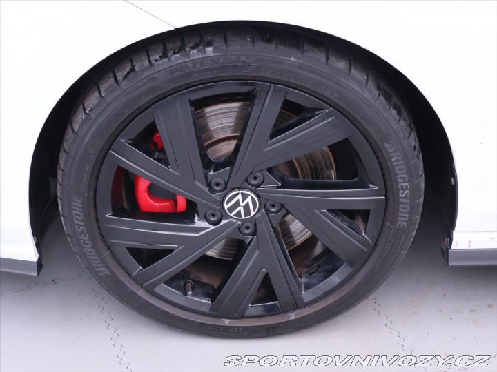 Volkswagen Golf 2,0 TSI GTI 180kW Virtual 2023