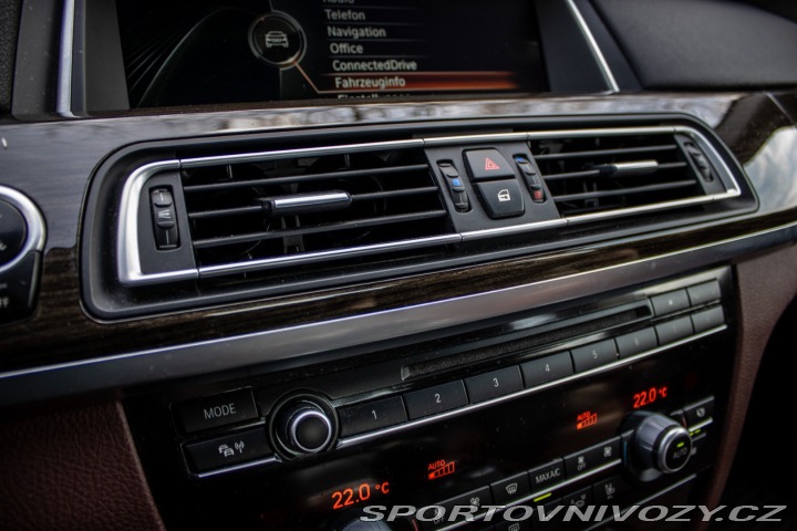 BMW 7 750d xDrive 280kW, A7, 4 2013