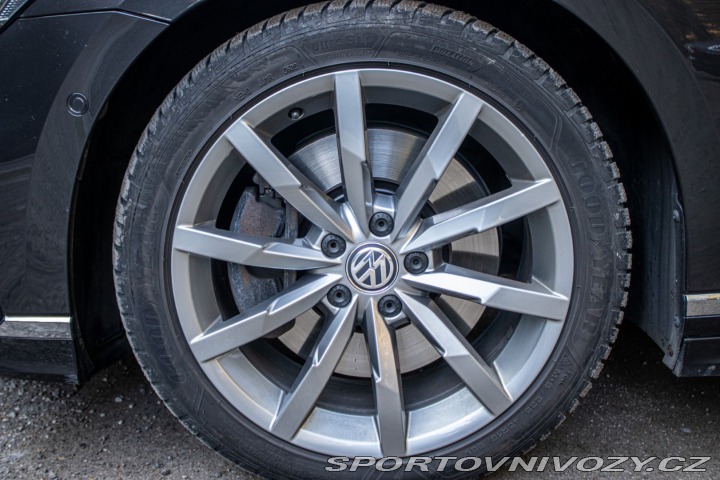 Volkswagen Ostatní modely Passat 2.0 BiTDI R-Line 4Motion 2020