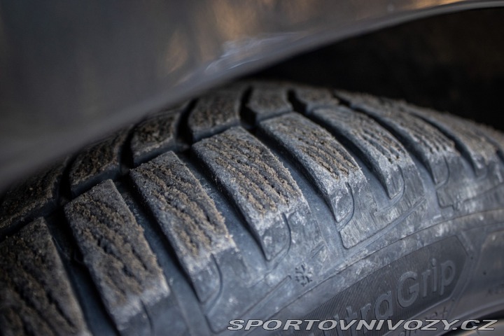 Volkswagen Ostatní modely Passat 2.0 BiTDI R-Line 4Motion 2020