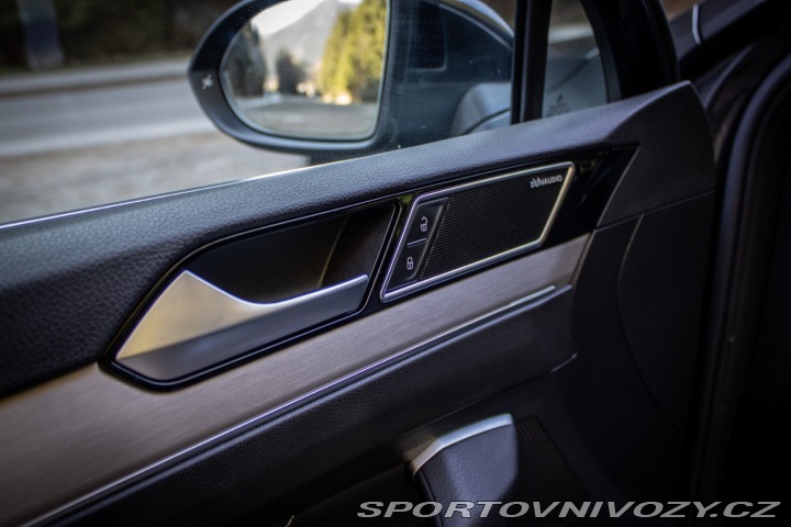 Volkswagen Ostatní modely Passat 2.0 BiTDI R-Line 4Motion 2020