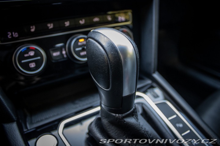 Volkswagen Ostatní modely Passat 2.0 BiTDI R-Line 4Motion 2020