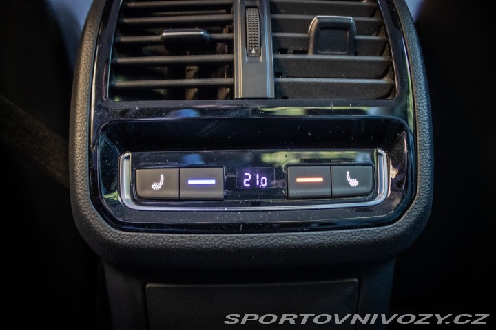 Volkswagen Ostatní modely Passat 2.0 BiTDI R-Line 4Motion 2020