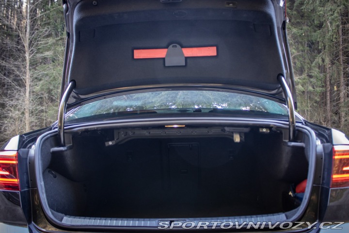 Volkswagen Ostatní modely Passat 2.0 BiTDI R-Line 4Motion 2020