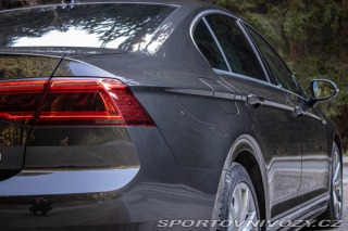 Volkswagen Ostatní modely Passat  2.0 BiTDI R-Line 4Motion 2020