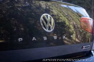 Volkswagen Ostatní modely Passat  2.0 BiTDI R-Line 4Motion 2020