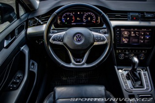 Volkswagen Ostatní modely Passat  2.0 BiTDI R-Line 4Motion 2020