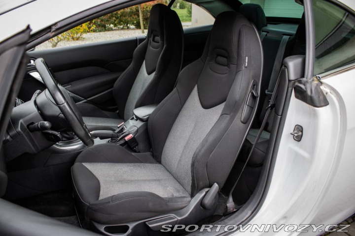 Peugeot 308 CC  1.6e 110kw MT/6 2010 2010