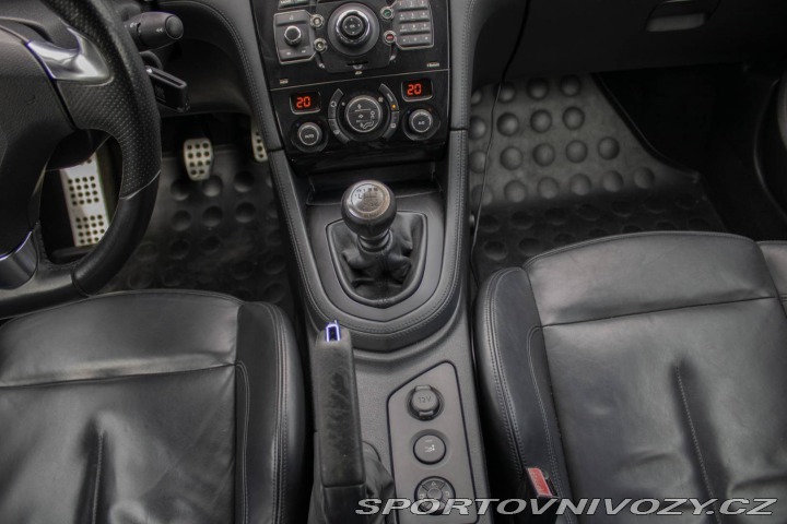 Peugeot RCZ Premium Pack 2,0 HDI FAP 2010