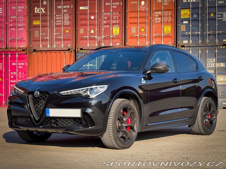 Alfa Romeo Stelvio QUADRIFOGLIO 2021