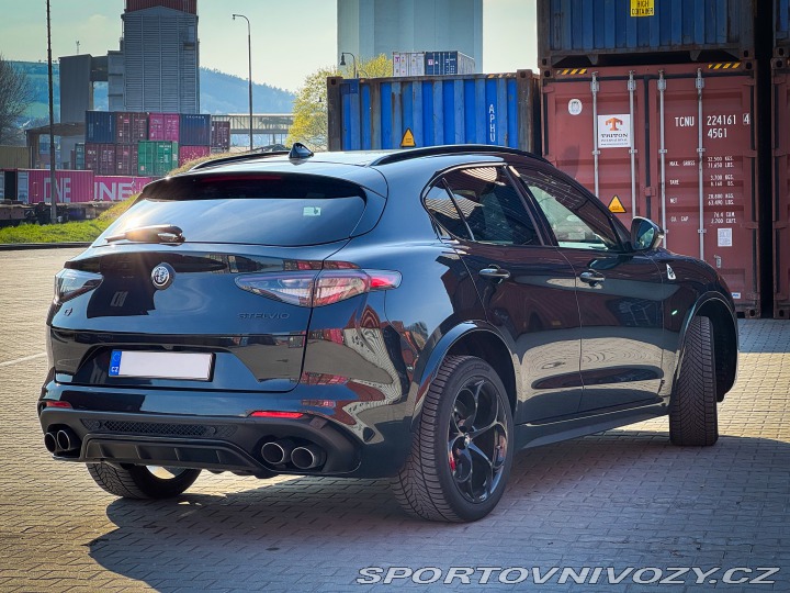 Alfa Romeo Stelvio QUADRIFOGLIO 2021