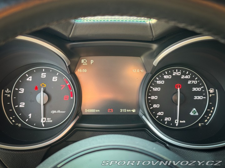 Alfa Romeo Stelvio QUADRIFOGLIO 2021