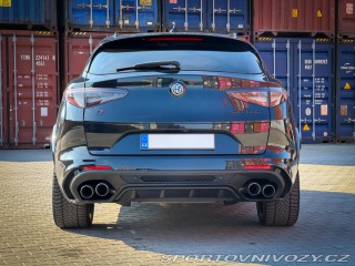 Alfa Romeo Stelvio QUADRIFOGLIO 2021