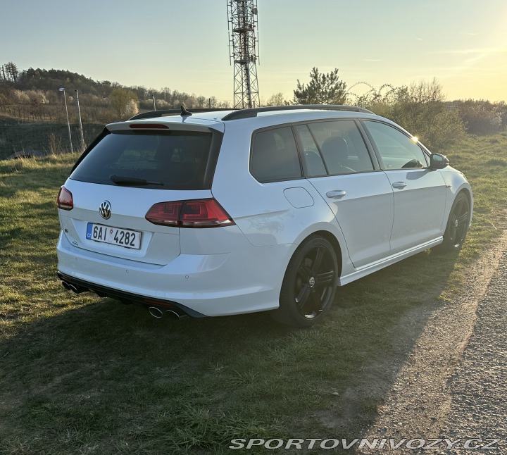 Volkswagen Golf  2017