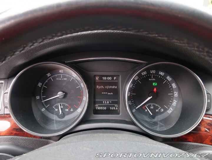 Škoda Superb Elegance 3.6 FSI V6 2011