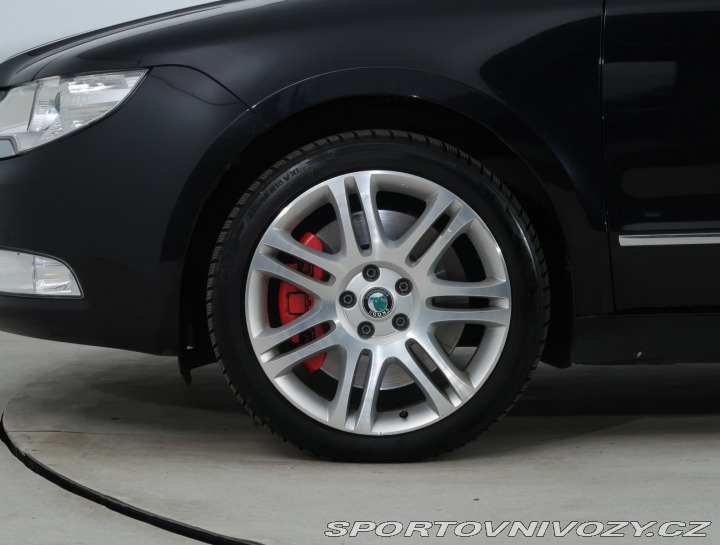 Škoda Superb Elegance 3.6 FSI V6 2011