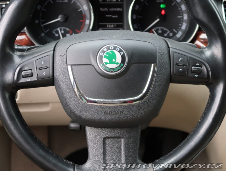 Škoda Superb Elegance 3.6 FSI V6 2011