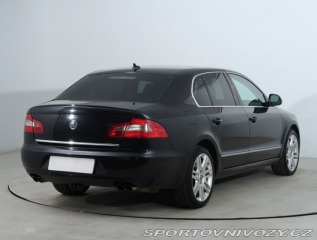 Škoda Superb Elegance 3.6 FSI V6 2011