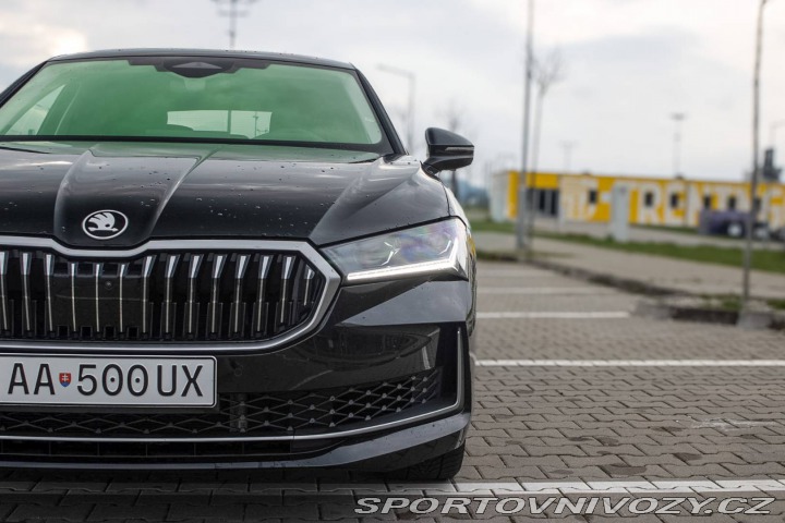 Škoda Superb 2.0 TSI L&K DSG / 19 2024