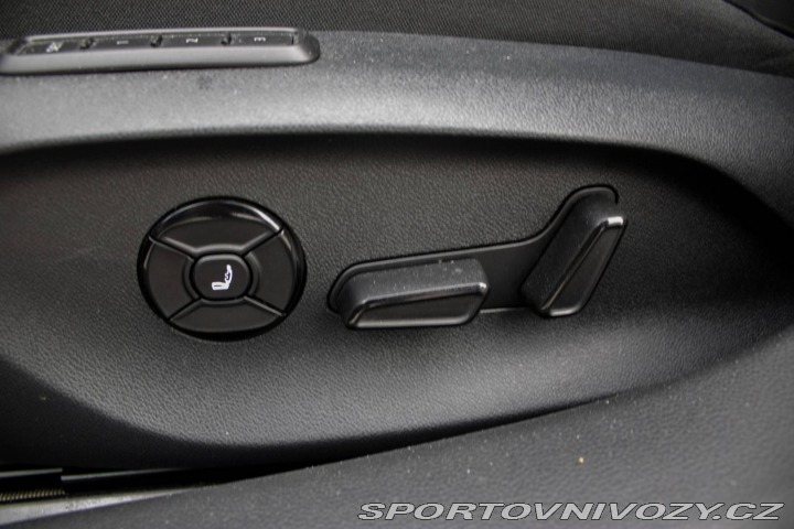 Škoda Superb 2.0 TSI L&K DSG / 19 2024