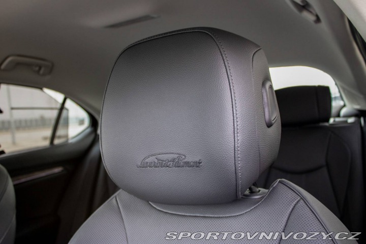 Škoda Superb 2.0 TSI L&K DSG / 19 2024