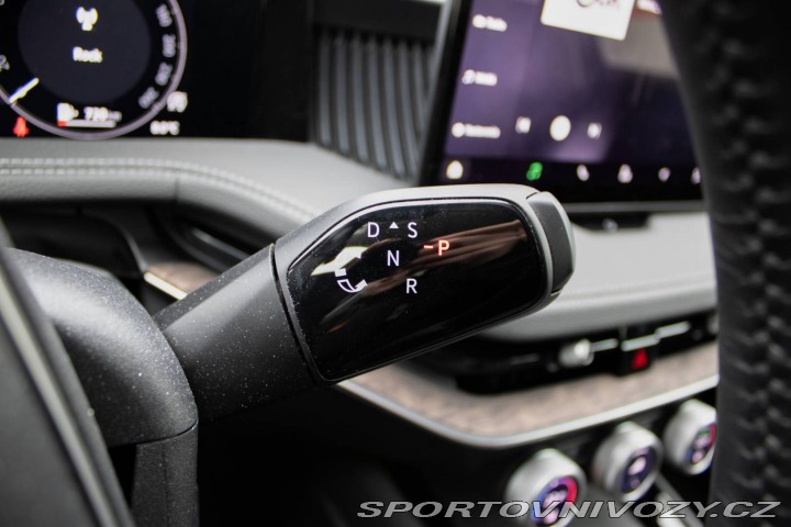 Škoda Superb 2.0 TSI L&K DSG / 19 2024