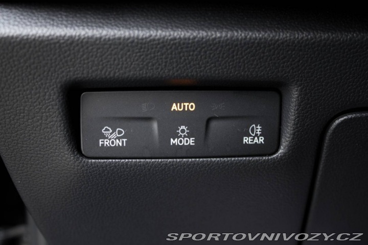 Škoda Superb 2.0 TSI L&K DSG / 19 2024