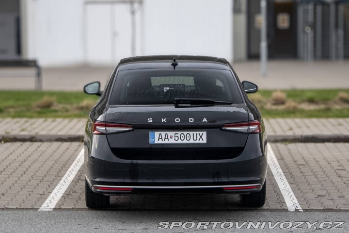 Škoda Superb 2.0 TSI L&K DSG / 19 2024