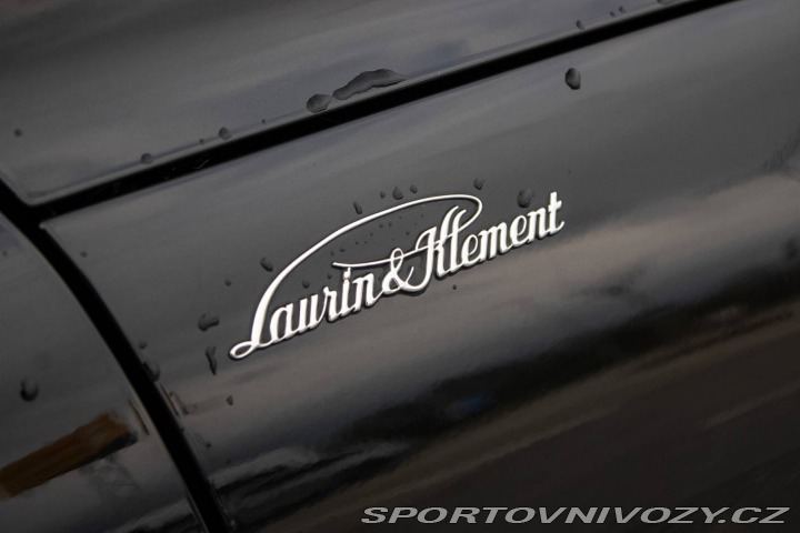 Škoda Superb 2.0 TSI L&K DSG / 19 2024