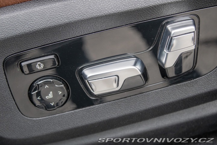 BMW X7 xDrive M60i mHEV A/T 2024