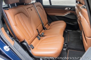 BMW X7 xDrive M60i mHEV A/T 2024