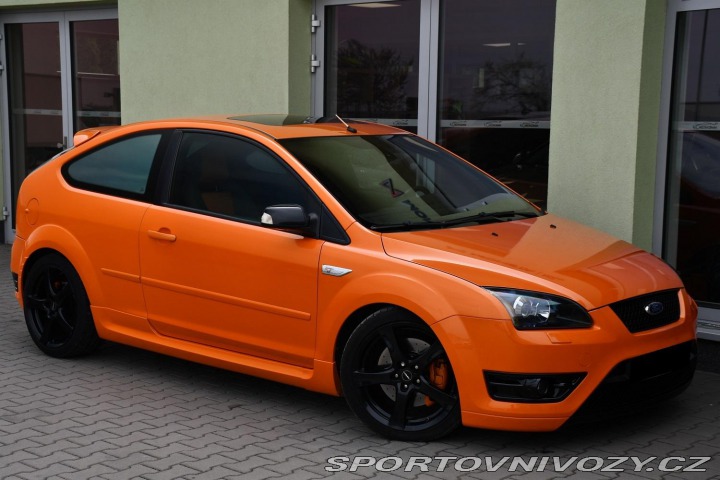 Ford Focus ST 2.5 ST REMUS RECARO VYHŘ. 2006