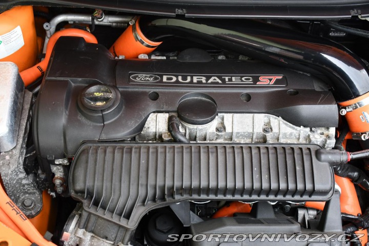 Ford Focus ST 2.5 ST REMUS RECARO VYHŘ. 2006