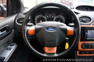 Ford Focus ST 2.5 ST REMUS RECARO VYHŘ. 2006