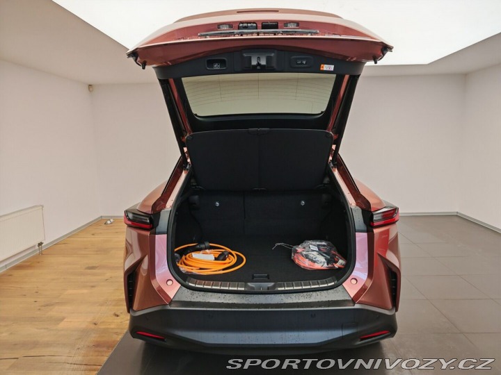 Lexus Ostatní modely 500e Prestige 1800