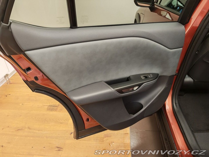 Lexus Ostatní modely 500e Prestige 1800