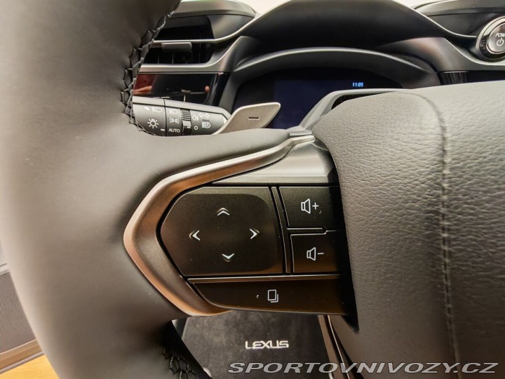 Lexus Ostatní modely 500e Prestige 1800