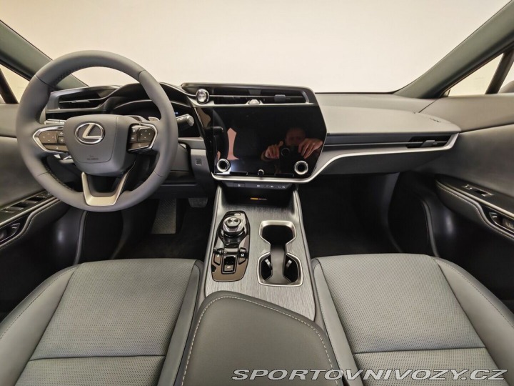 Lexus Ostatní modely 500e Prestige 1800