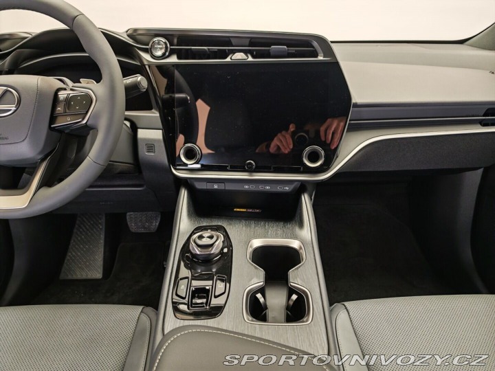 Lexus Ostatní modely 500e Prestige 1800