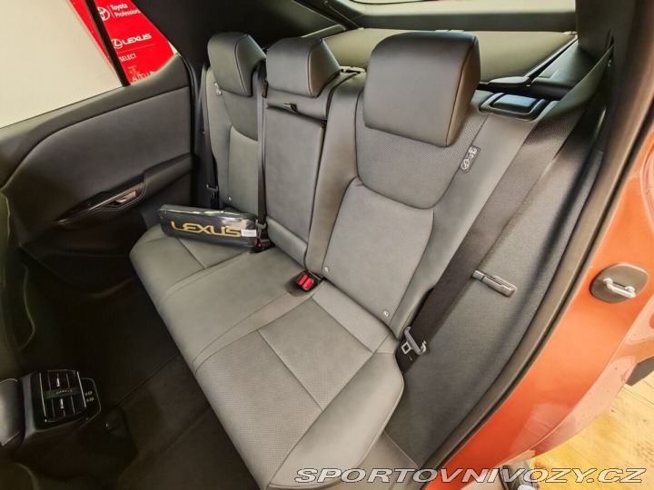 Lexus Ostatní modely 500e Prestige 1800