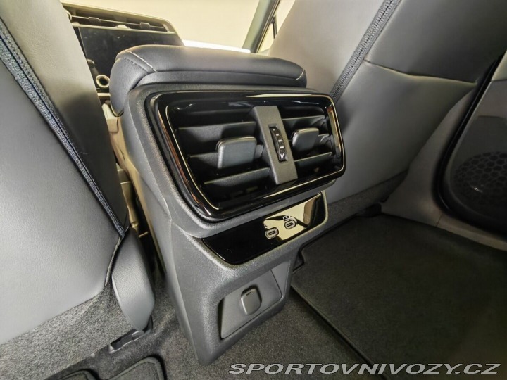 Lexus Ostatní modely 500e Prestige 1800