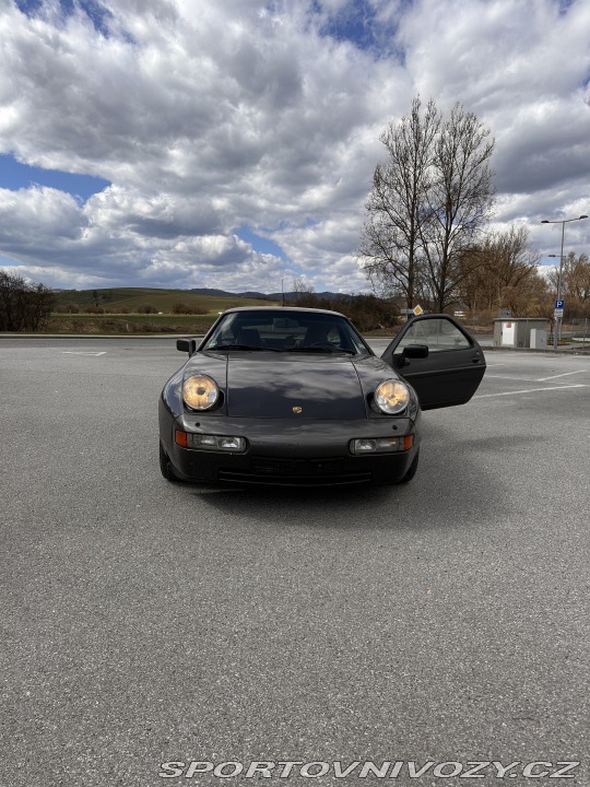 Porsche 928 Porsche 928 S4 1988