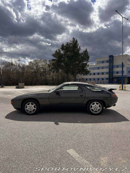 Porsche 928 Porsche 928 S4 1988